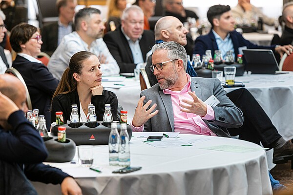 ZZF_pmf_0523_ZZF_Forum_03.jpg